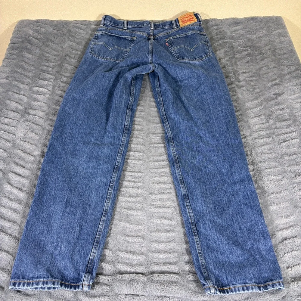 Levis 550 Relaxed Fit Jeans Mens 38x36 Blue Medium Wash Denim Straight Leg AT219